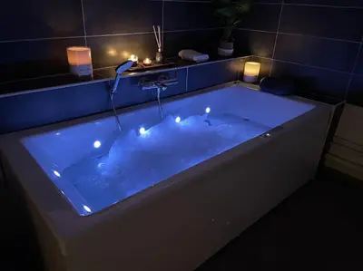 Plan de l'établissement Suites Mana - La Perle des Isles , Superbe maison Art déco avec balnéothérapie