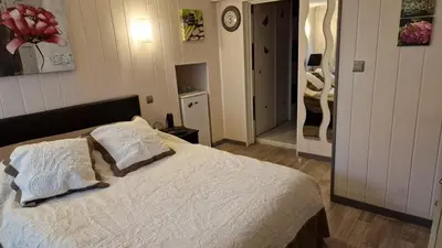 Un ou plusieurs lits dans un hébergement de l'établissement Chez Marie et Daniel