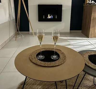 Télévision ou salle de divertissement dans l'établissement Petit cocon en hyper-centre