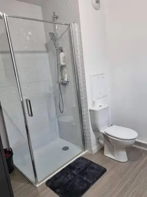 Salle de bains dans l'établissement Appartement cosy et équipé