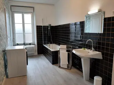 Salle de bains dans l'établissement Bulle d'Ardenne