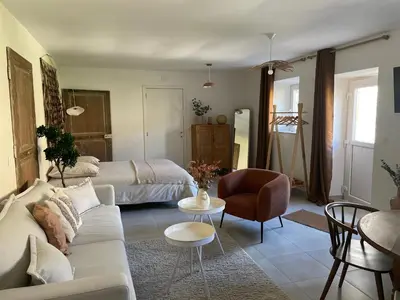 Coin salon dans l'établissement Le Studio D’Achille