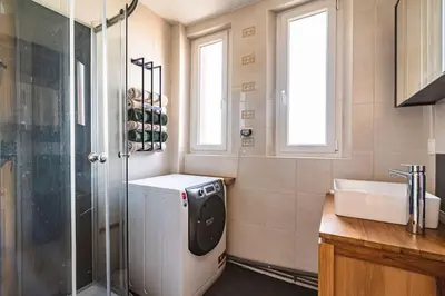 Salle de bains dans l'établissement La 