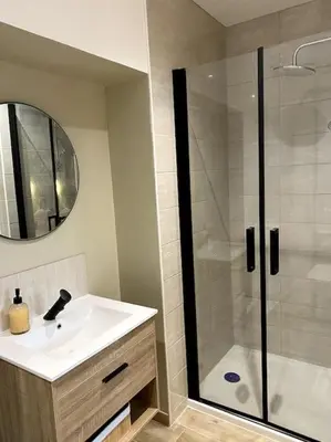 Salle de bains dans l'établissement Gite du Pavillon