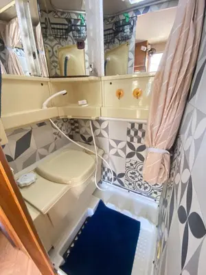 Salle de bains dans l'établissement Camping-car vintage insolite