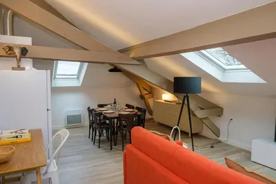 Coin salon dans l'établissement Villa Forestière Appart Le Cèdre